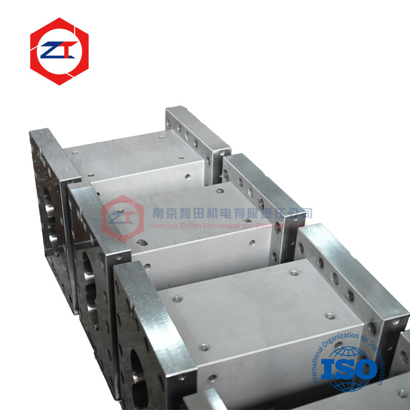 Plastic Pipe Extrusion Machine Alloy Overall Liner Twin Screw Barrel corrosion resistant Hdpe Extruder Machine