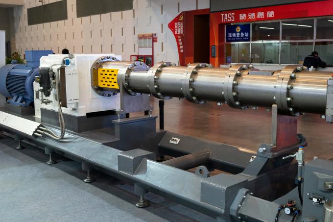 Co Rotating Twin Screw Extruder Screws And Barrels For Plastic And Food ...